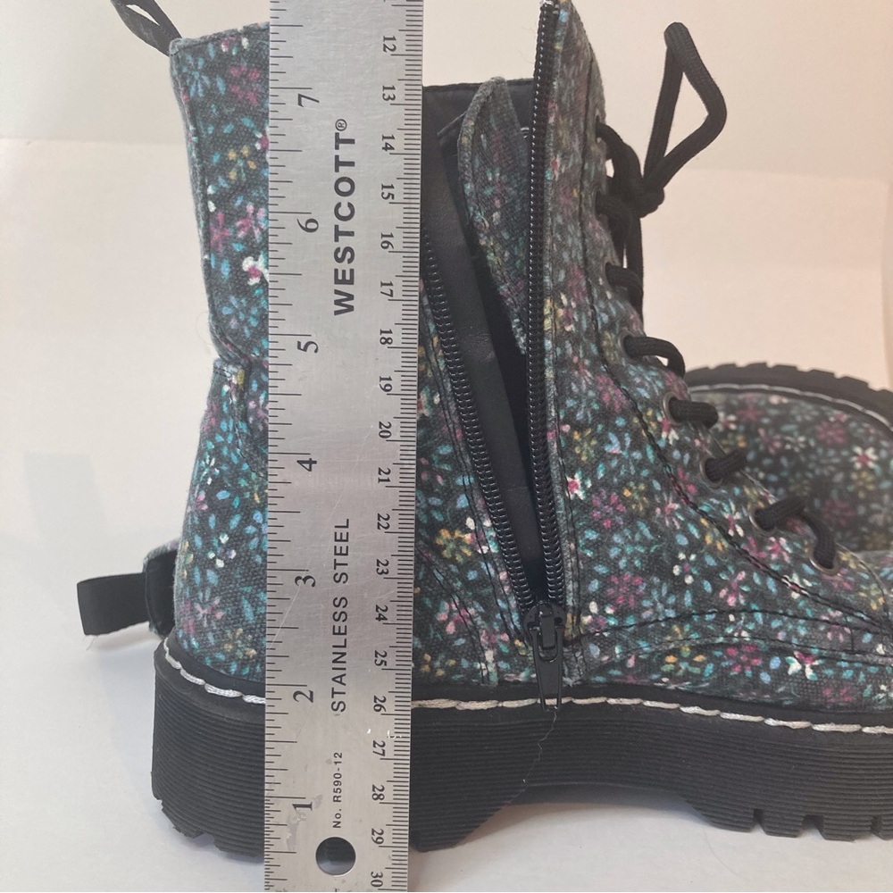 Sincerely Jules Floral Ankle Boots Chunky Combat Style Zip and Lace Up  Size 8 - Picture 10 of 13